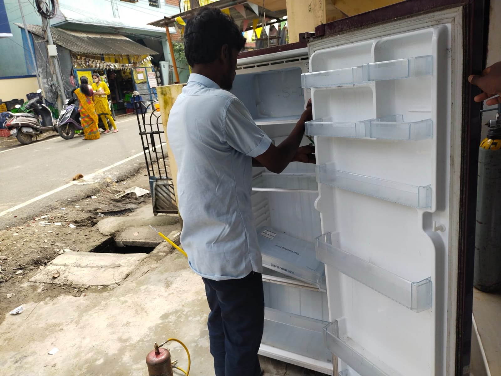 Refrigerator Repair Services in Anna Nagar 