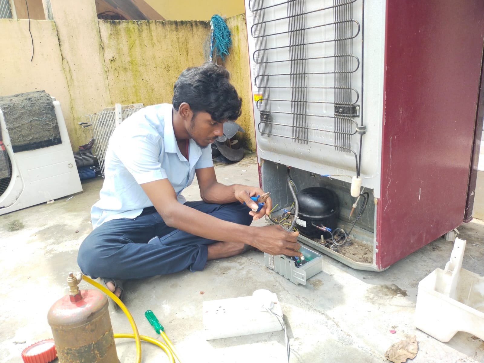 Refrigerator Repair Services in Anna Nagar 